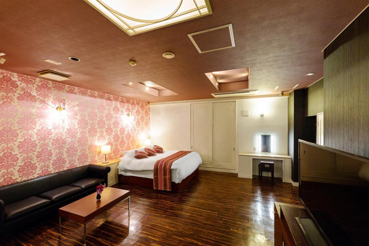 Hotel Love Jewel Kitakyuşu Dış mekan fotoğraf